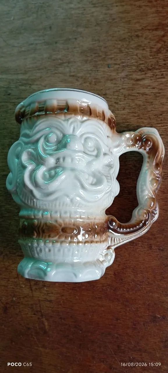 Caneca de chopp estilo oriental