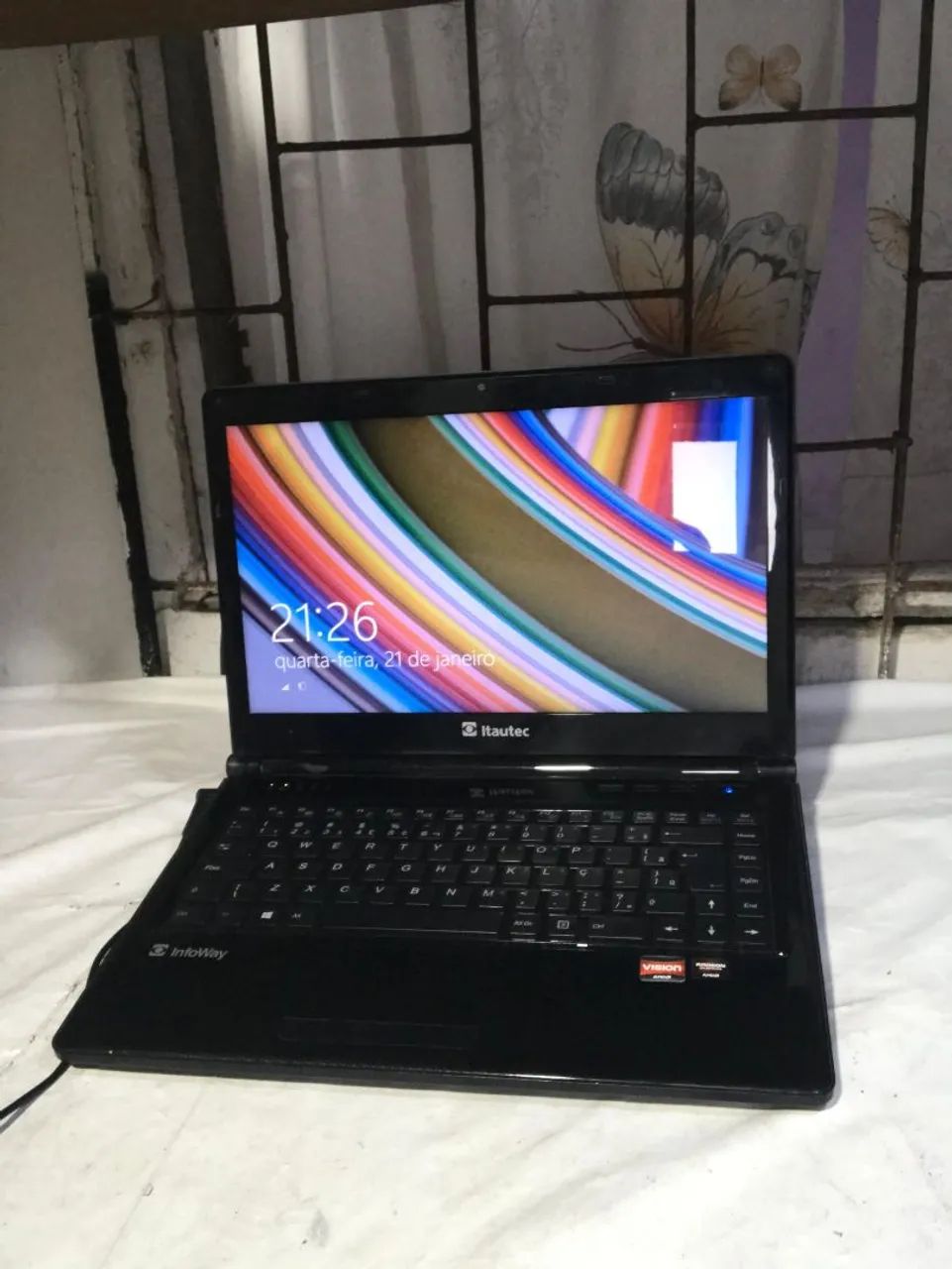 NOTEBOOK DDR3 4GB ACEITO CARTÃO DO GARANTIA 350$