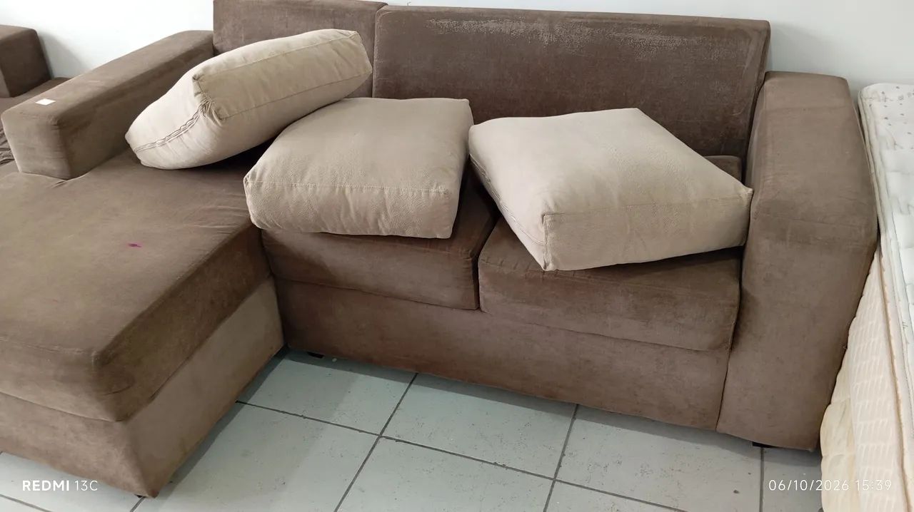 Vendo sofá com chaise 2 lugares - Foto 4