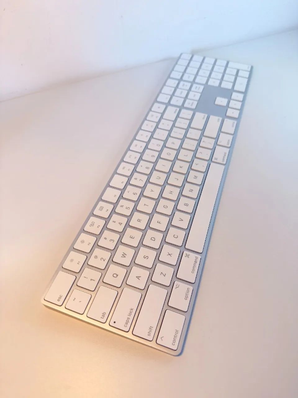 Teclado Apple Magic Keyboard com Teclado Numerico