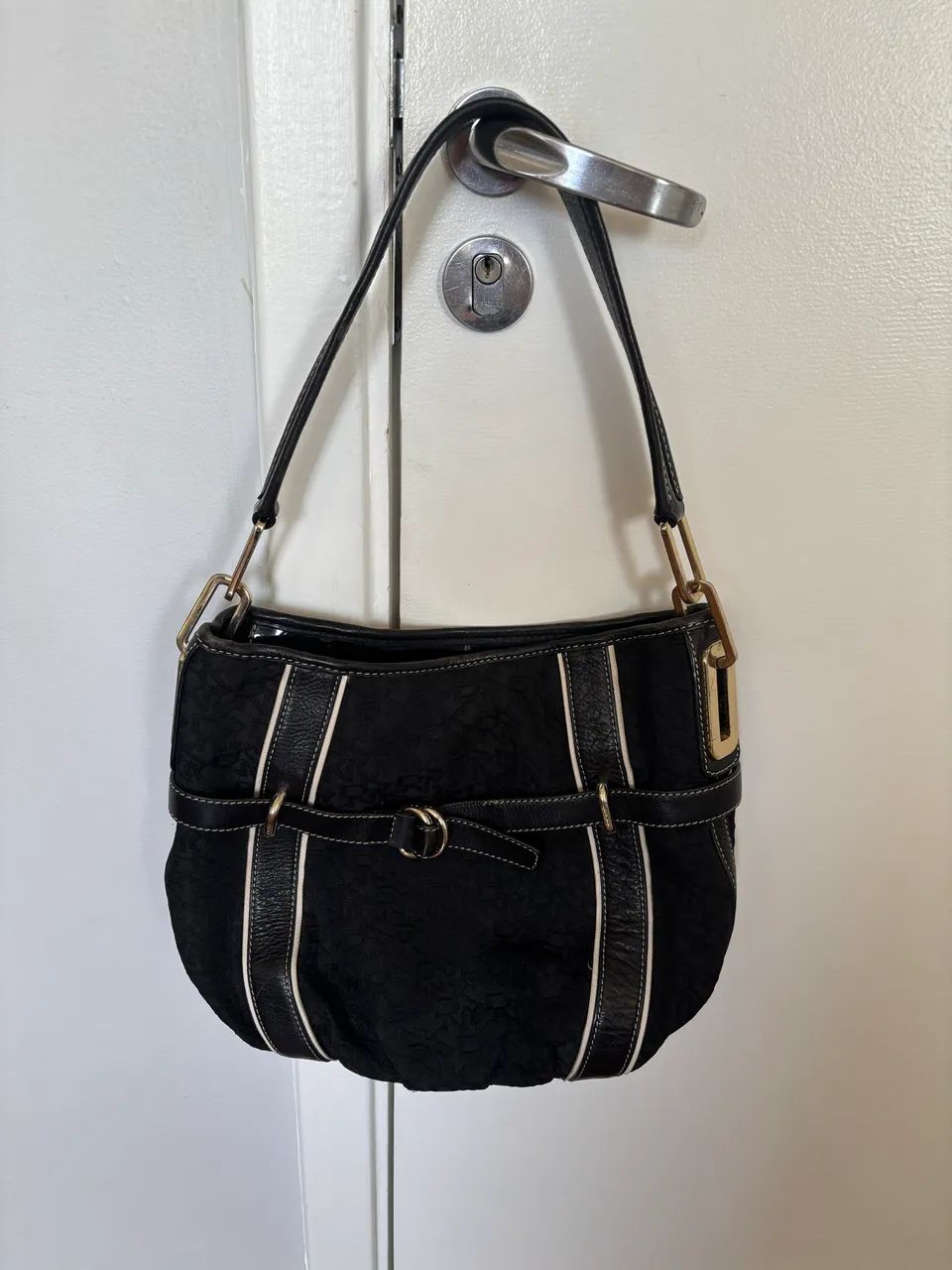 Vendo Bolsa. Bem conservada. - Foto 3