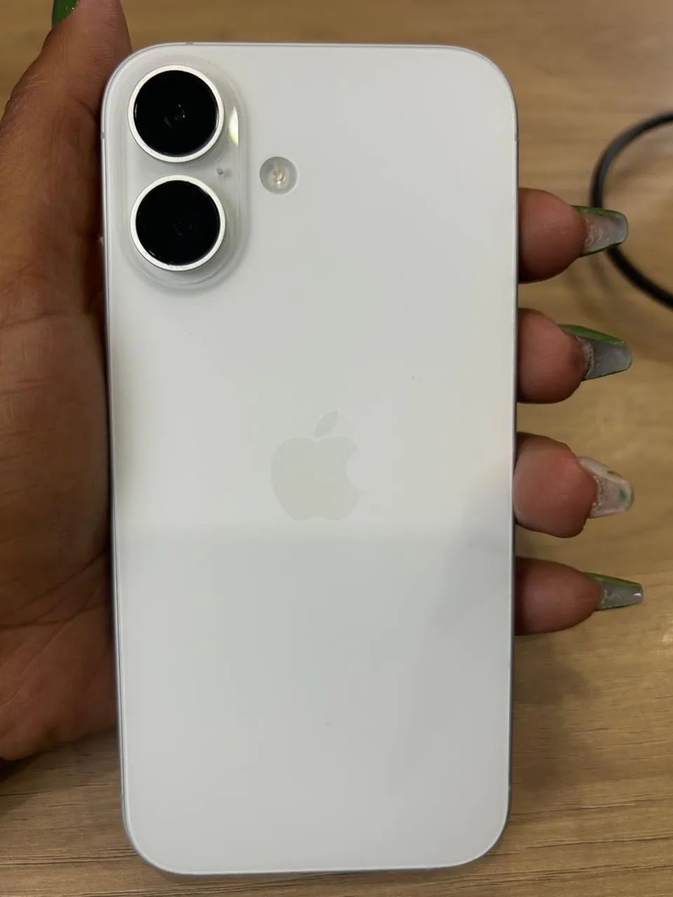 iPhone 16 branco  - Foto 2