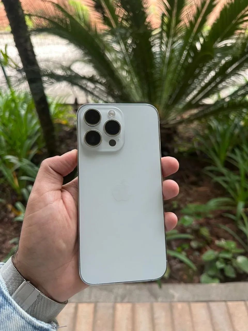 Iphone 14 PRO MAX muito conservado - Celulares e Smartphones