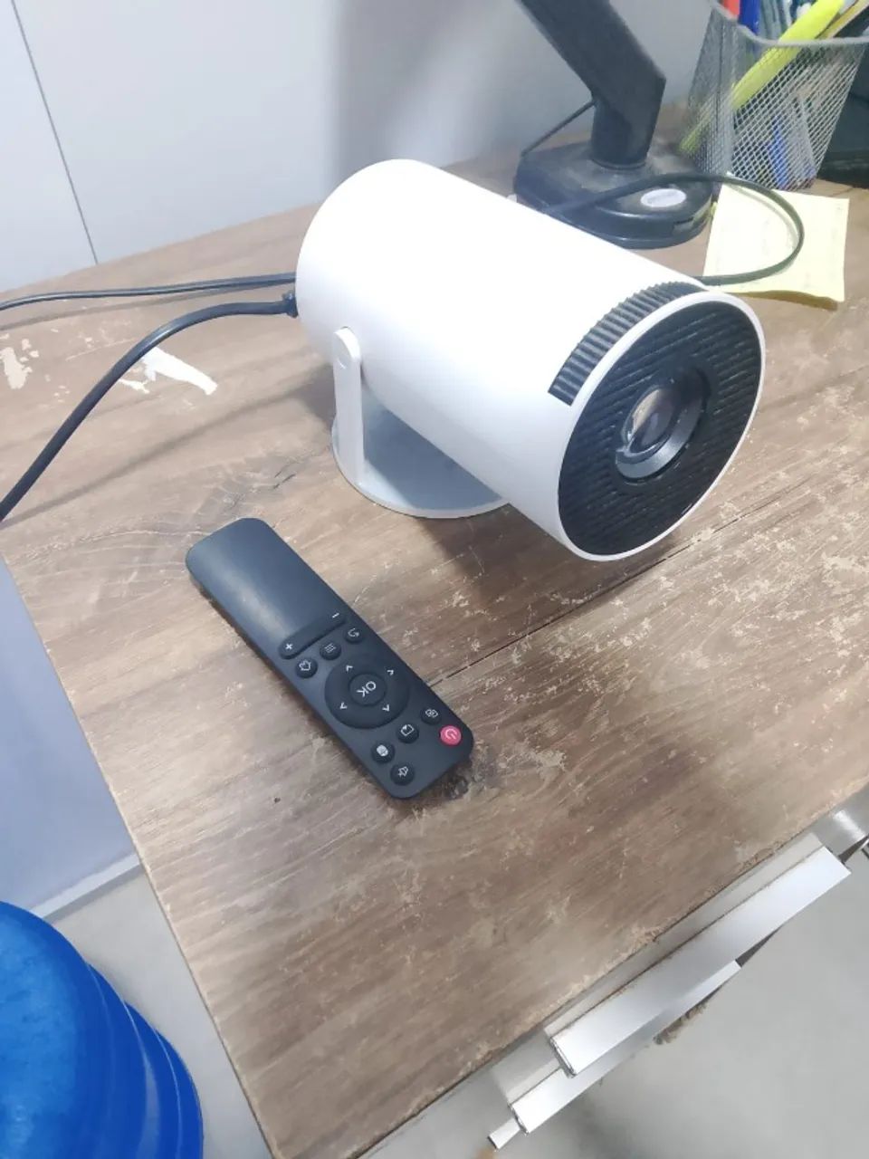 Projetor HY300
