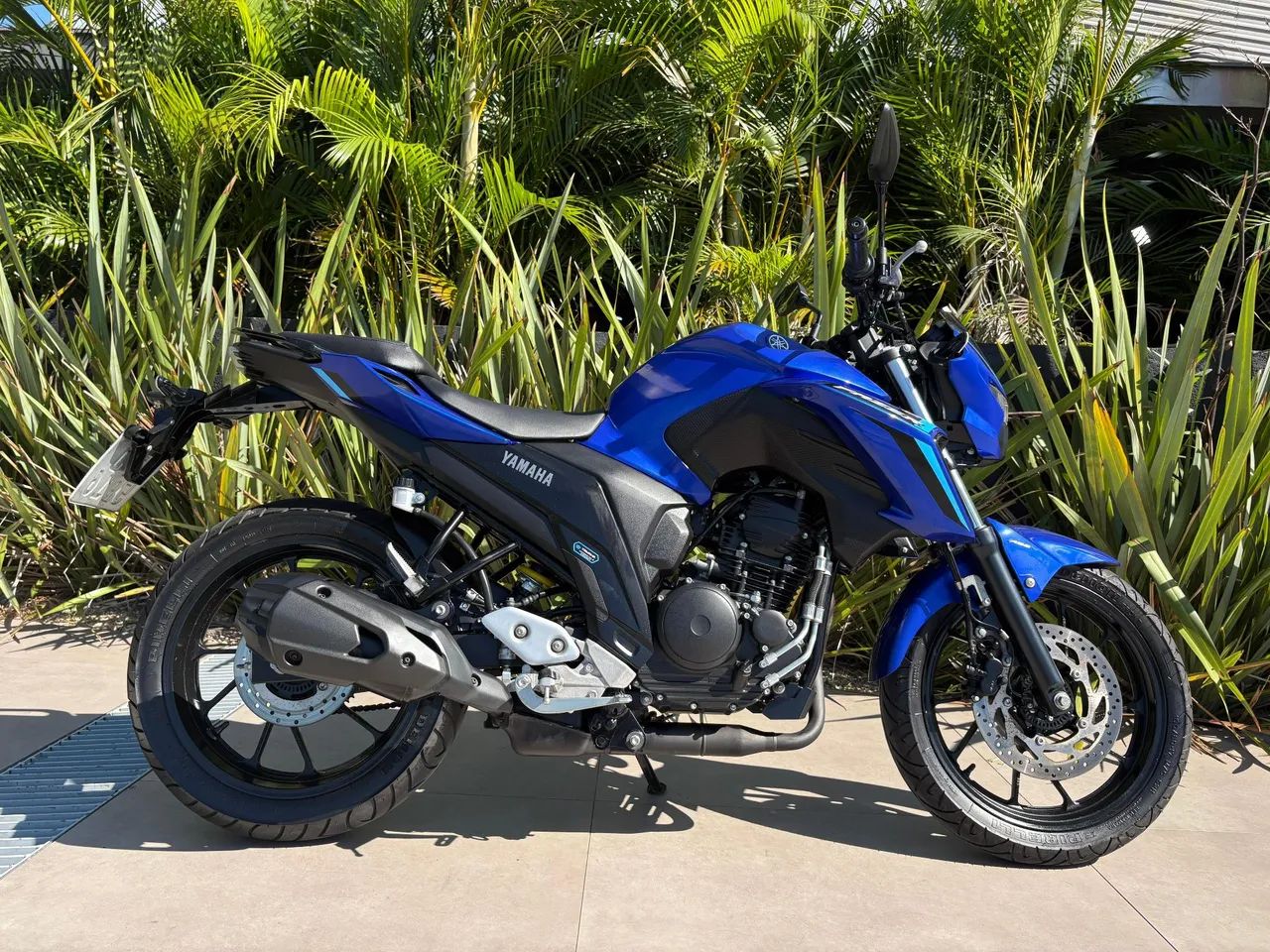 YAMAHA FZ25 2025 - Foto 2