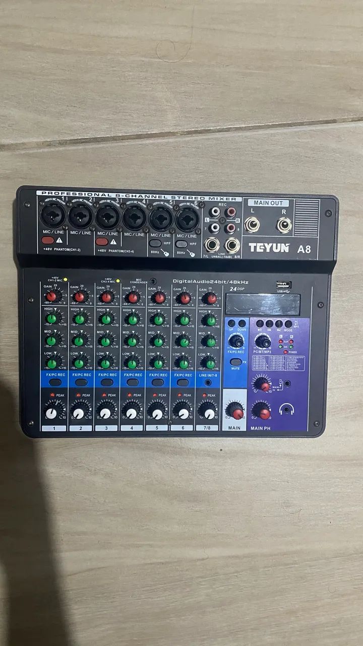 Mesa de Som TEYUN A8 8 Canais Bluetooth USB 24 DSP