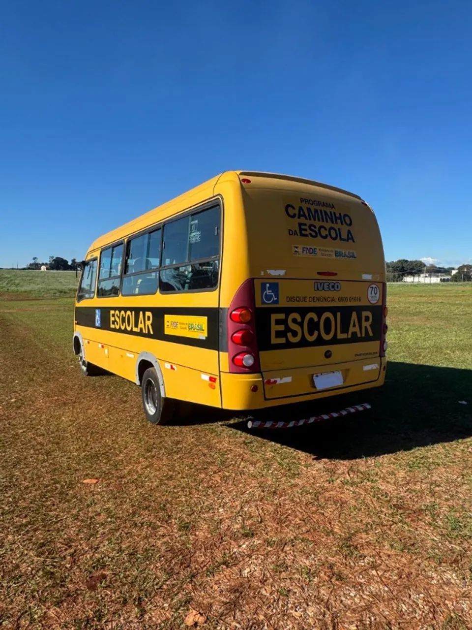 Micro ônibus Iveco City Class 70c17 ano 2014, - Foto 4
