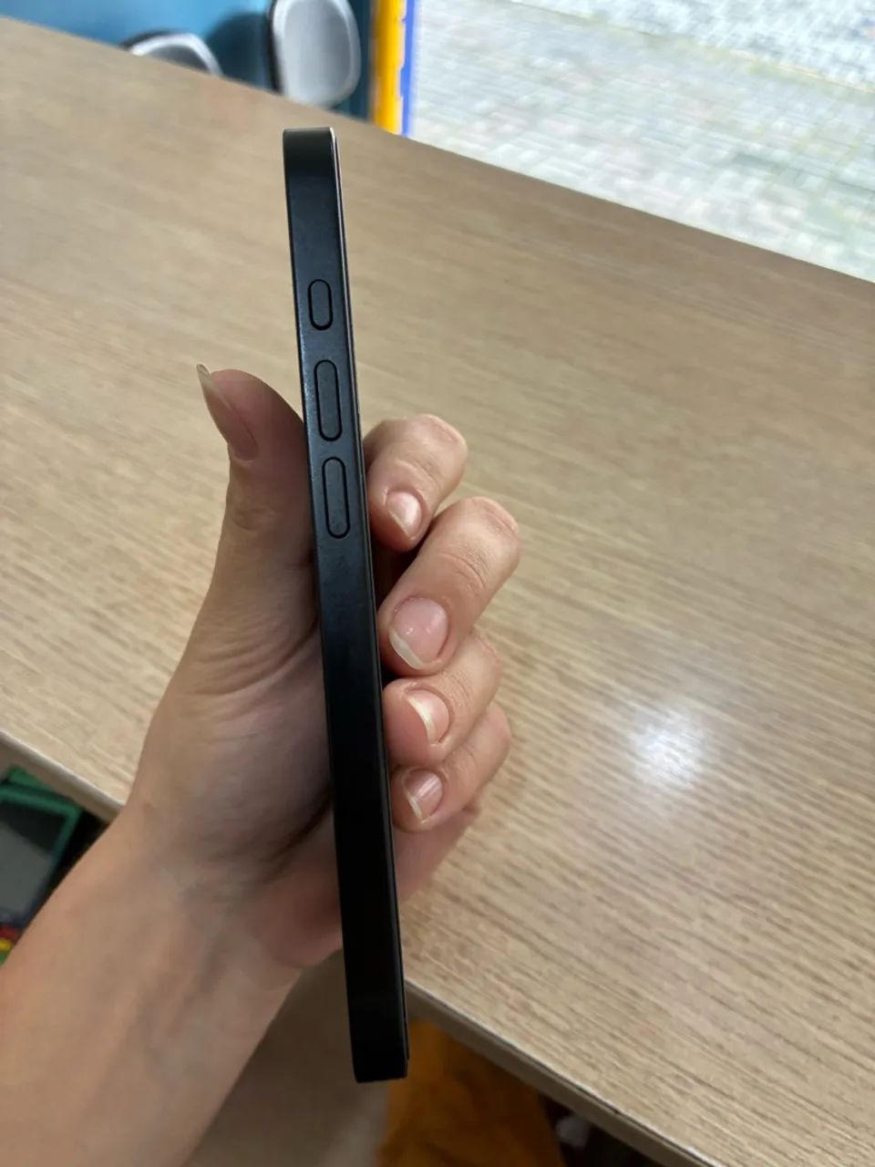 iPhone 16e preto 256gb 94%  - Foto 5