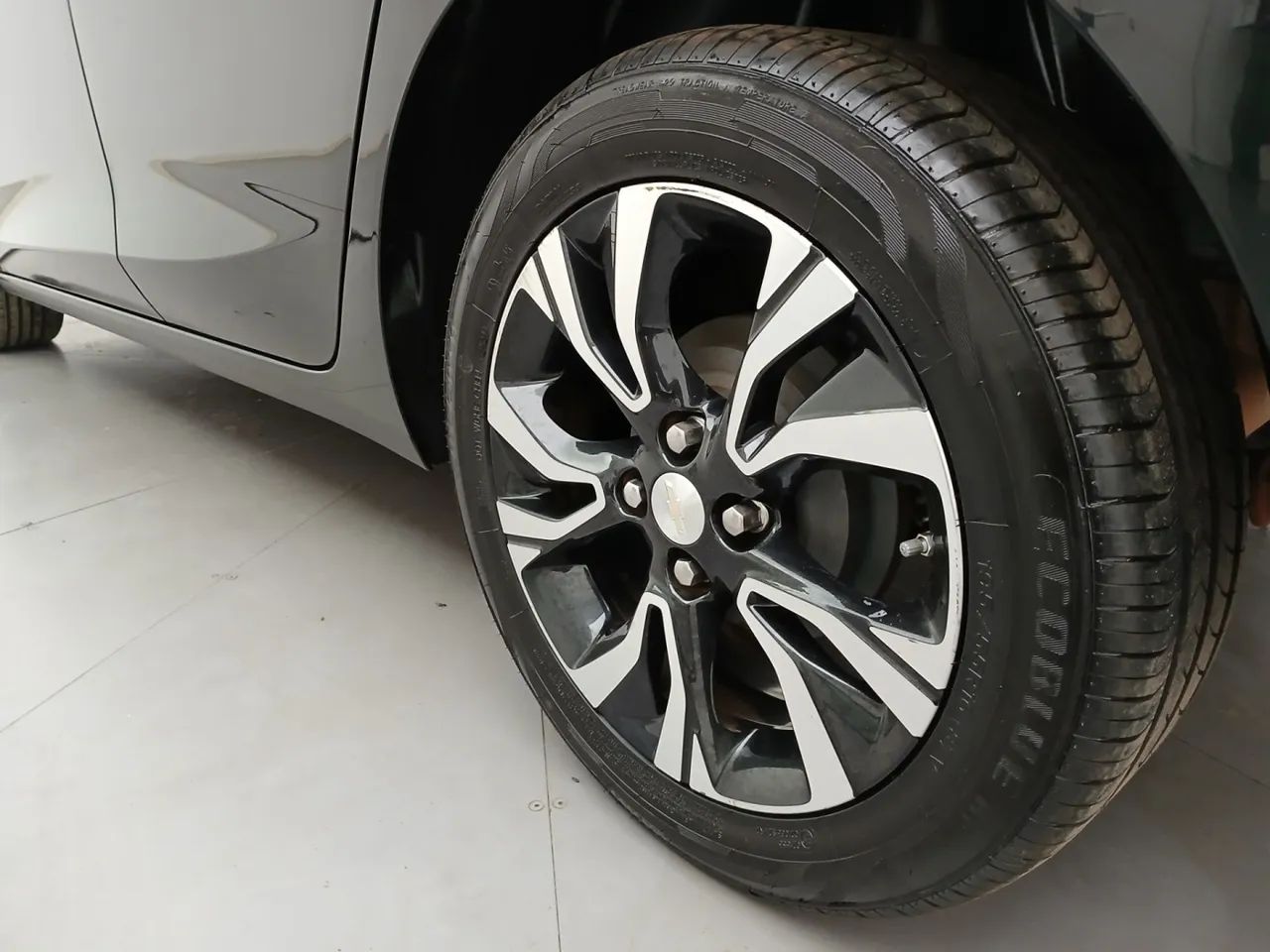 Chevrolet Onix Hatch Premier 1.0 12V TB Flex Aut. 4P, foto 12 de 18