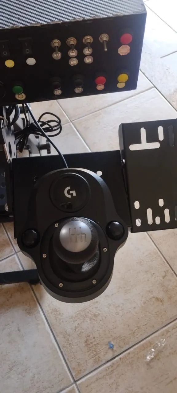 Logitech G29 + Câmbio + Cockpit PXN A10 + Button Box 16 Botões - Foto 6