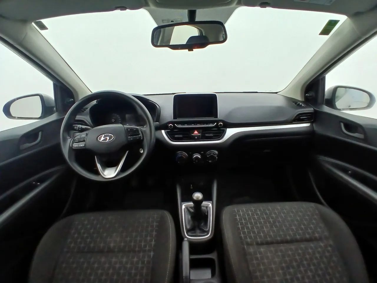 Hyundai HB20 Comfort 1.0 Flex 12V Mec., foto 15 de 18