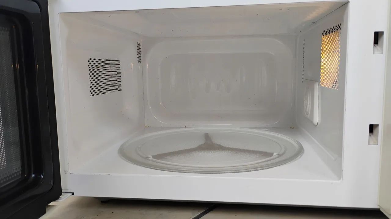 Microondas LG 30 litros  - Foto 5