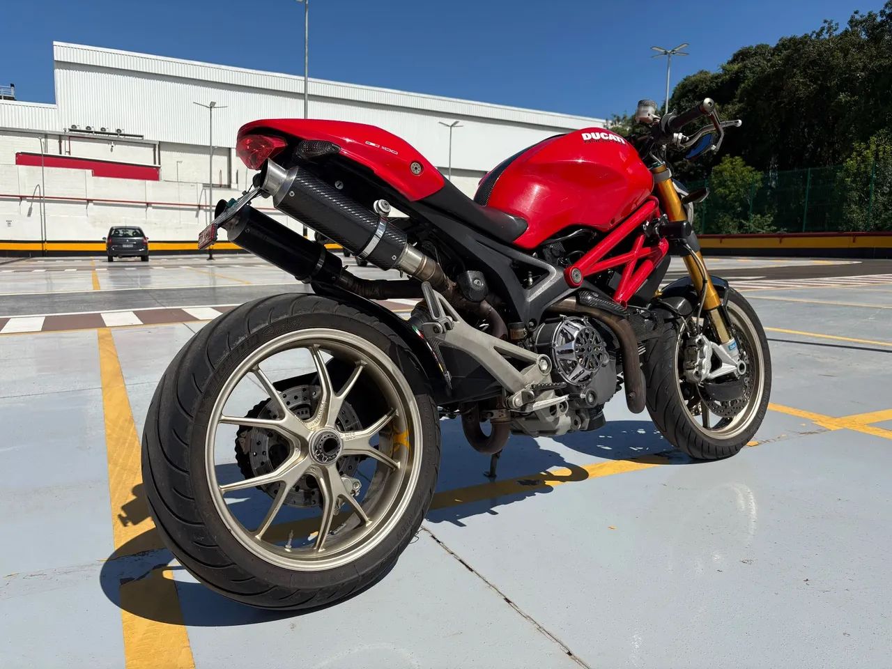 Ducati Monster 1100 S - Foto 3