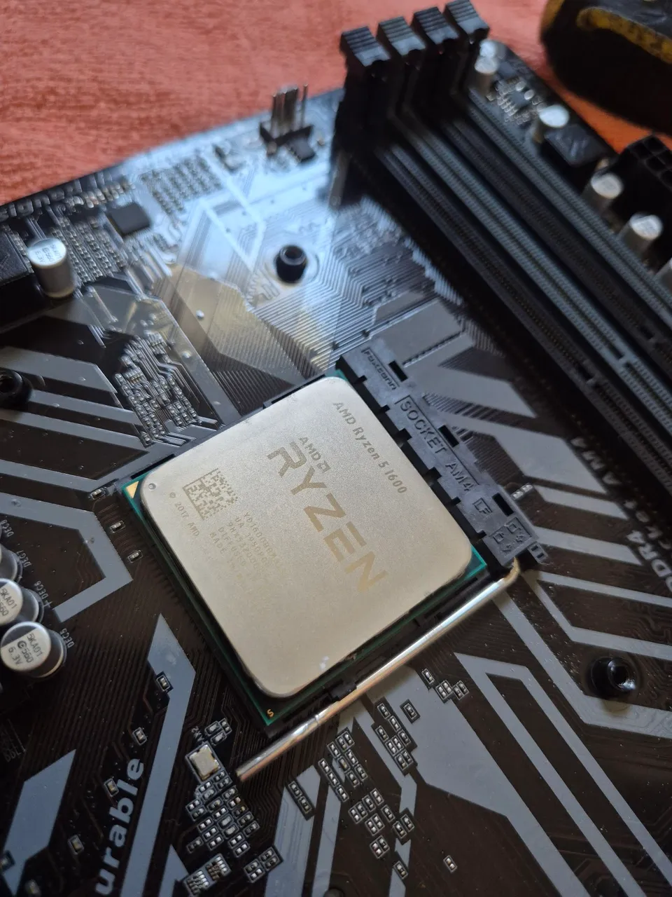 Ryzen 5 3400G - CoolerBox original - Aceito cartão e entrego