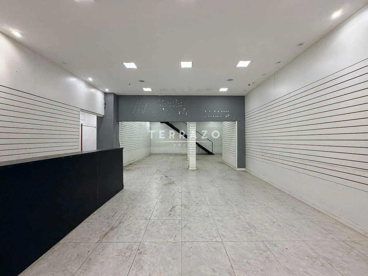 Loja Comercial no centro da Cidade! - Foto 4