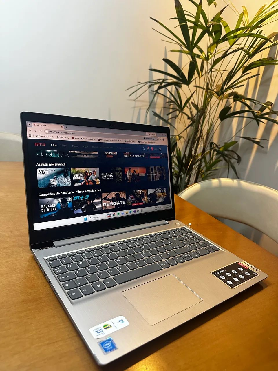 Vendo Notebook IDEAPAD 3i 