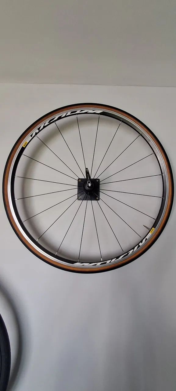 Roda mavic aksium