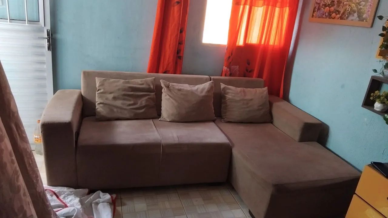 Vendo um sofa
