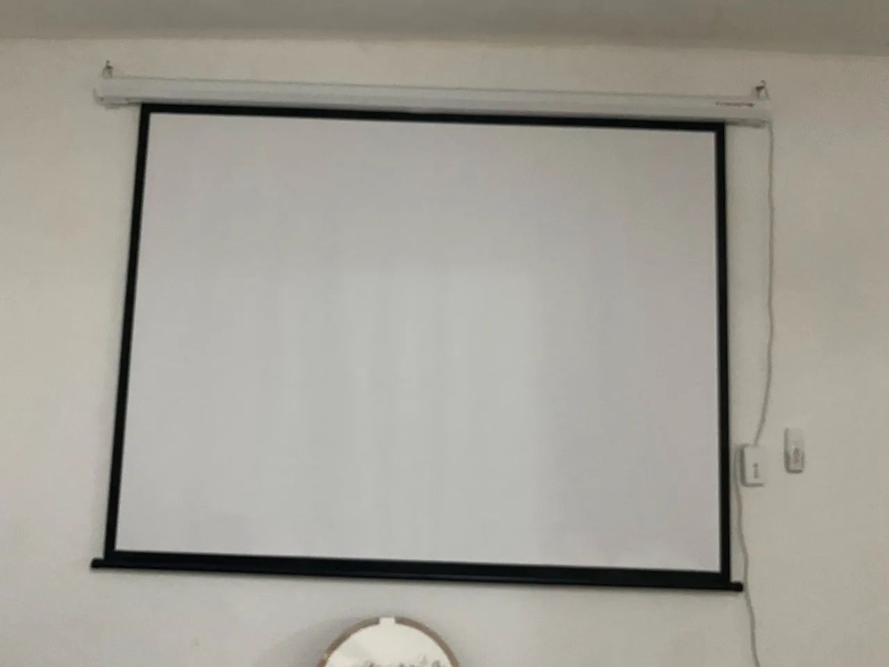 Tela para projetor automática  - Foto 2