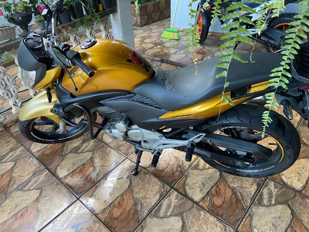 Cb 300 dourada  - Foto 4