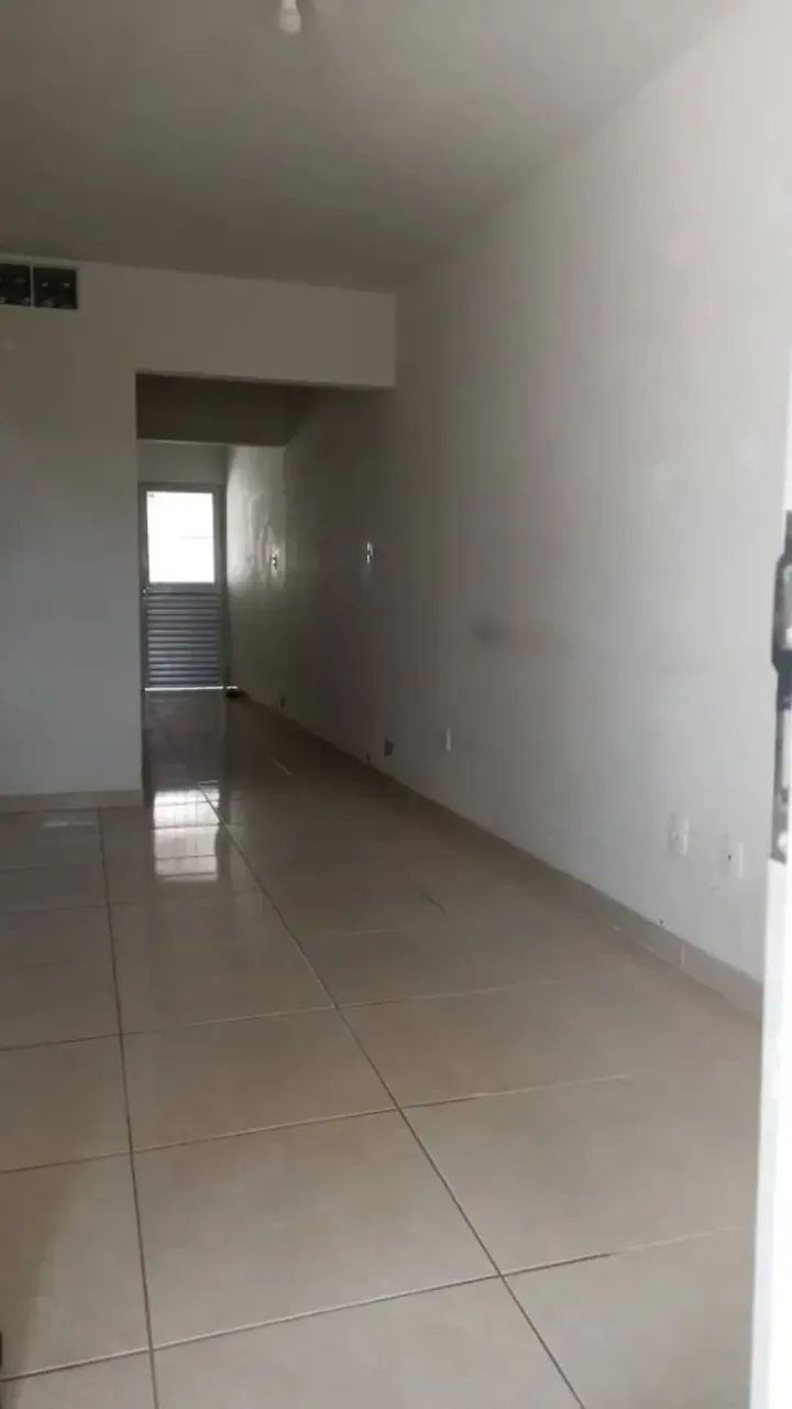 Casa no Santa Maria com 3/4, Cozinha com Despensa e Vaga de Garagem