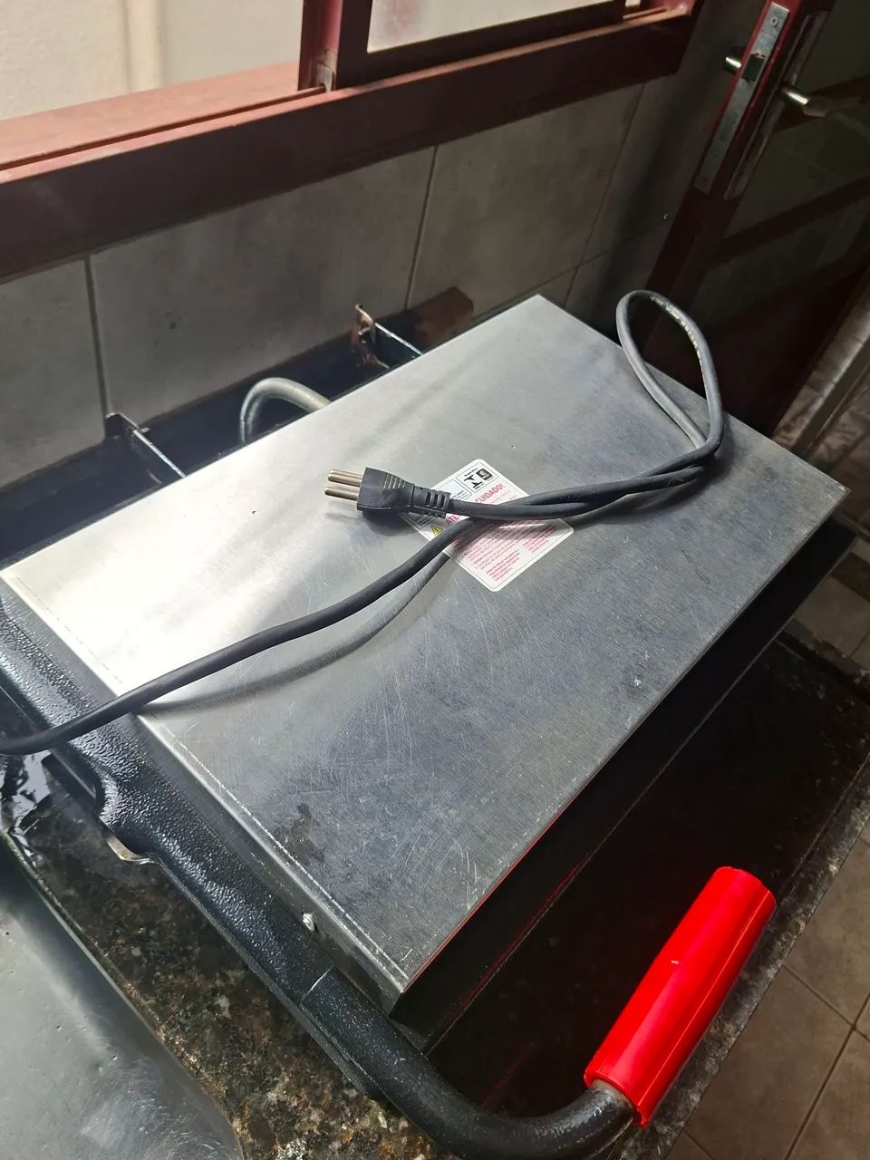 CHAPA ELÉTRICA DE LANCHES - Foto 2