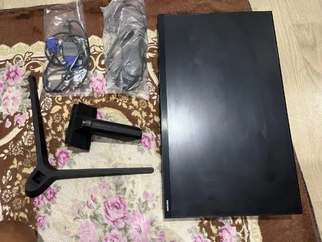 Monitor Samsung 24 Polegadas - Tem conversa no valor