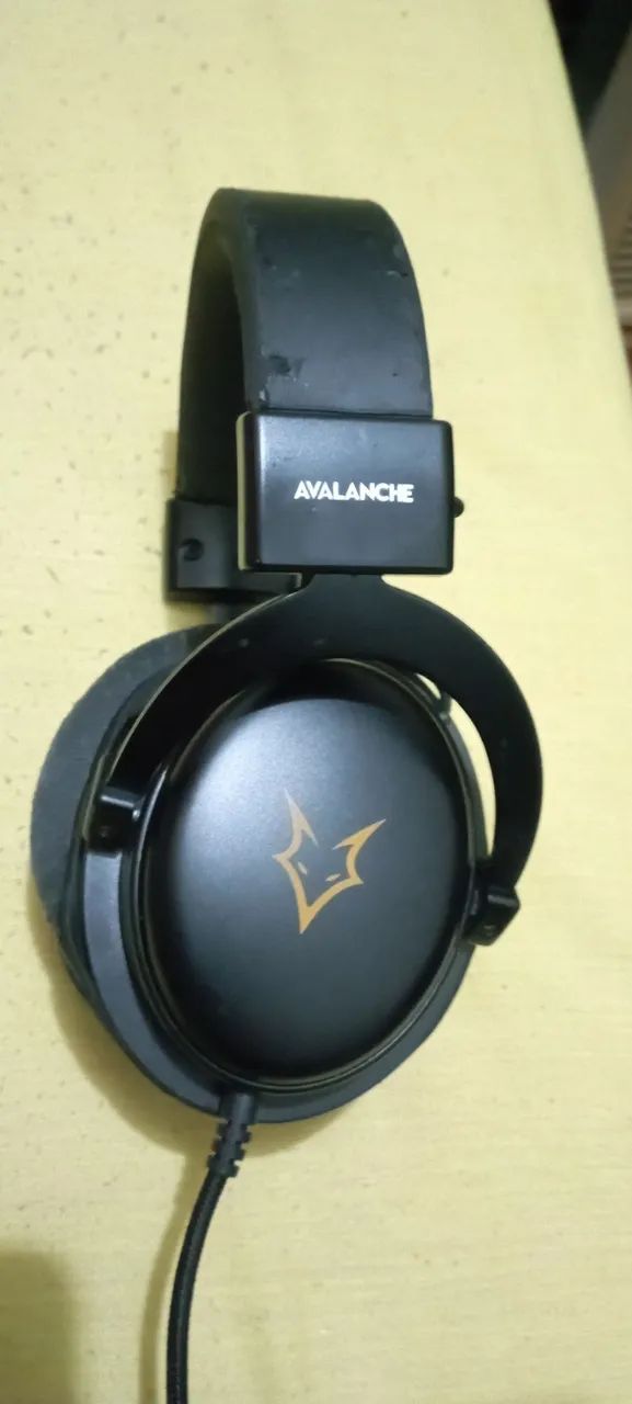 **Baixei** Headset Gamer Avalanche Husky Gamming, excelente estado (sem microfone) - Foto 2