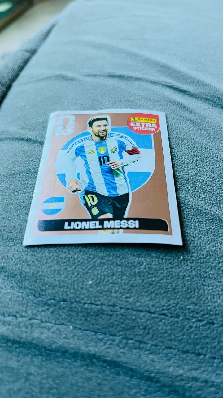 Carta Lendária Dourada Messi - Foto 2