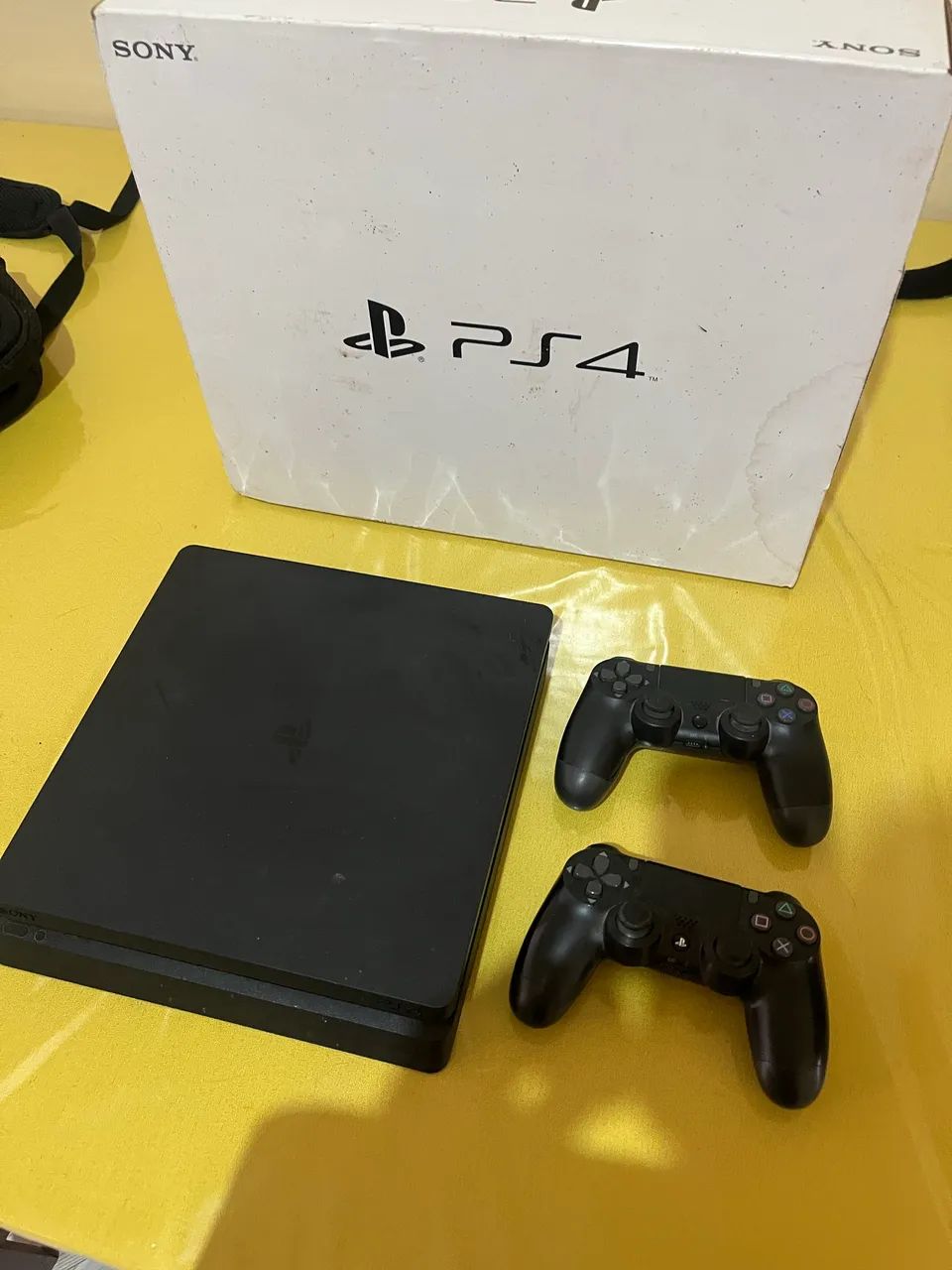 PS4 slim + 2 jogos - Foto 4