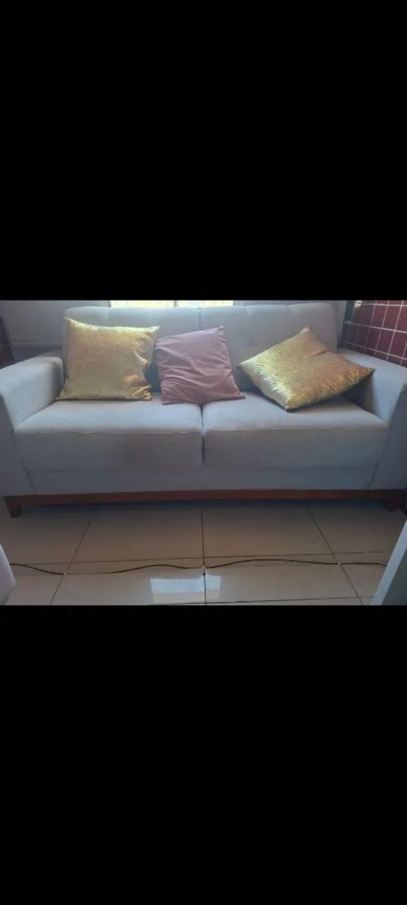Sofá 3 lugares 