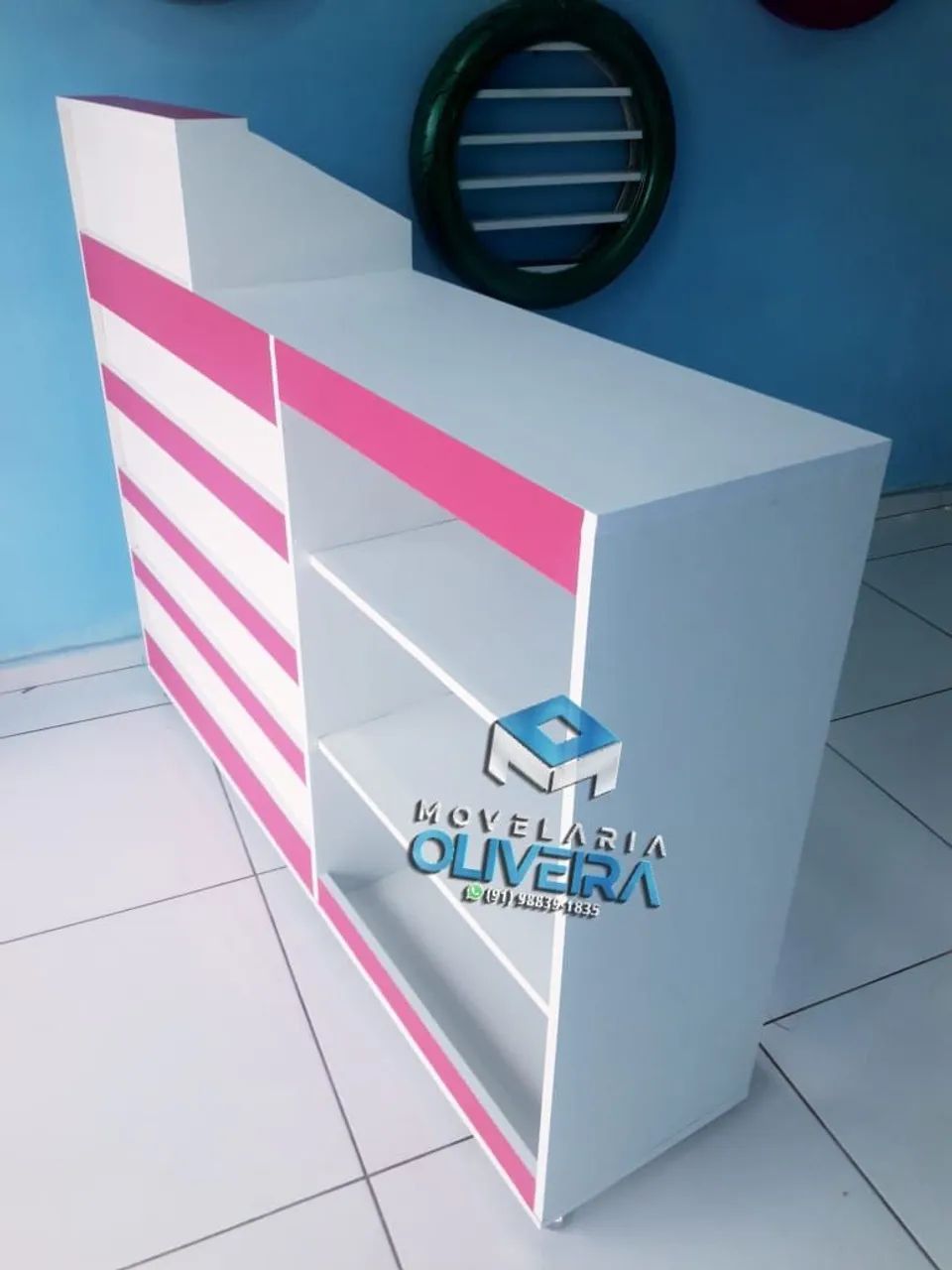 Balcão caixa com vitrine frontal fabricamos diversos modelos e valores movelaria Oliveira  - Foto 2