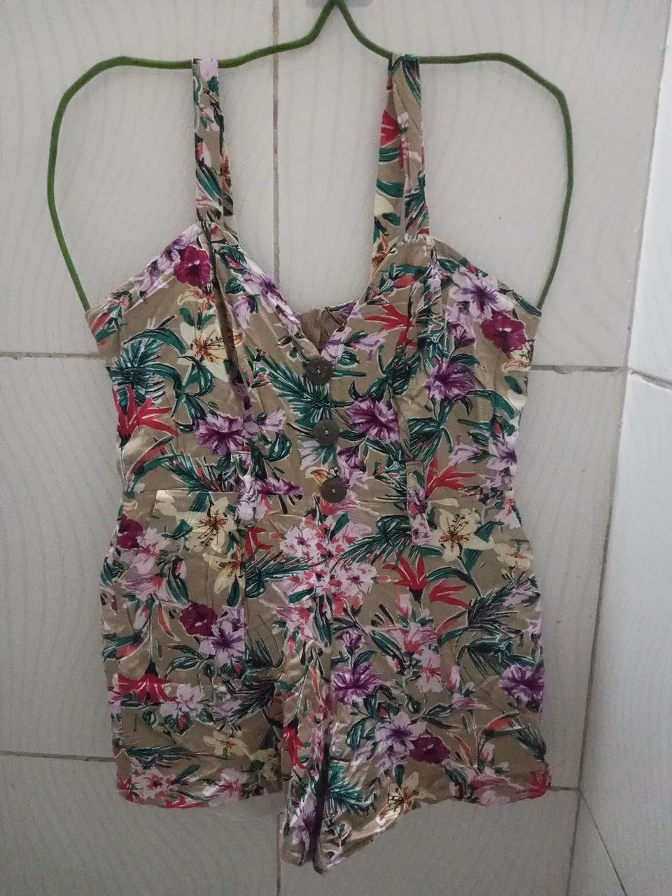 Macaquinho Floral Curto Feminino M - Foto 3