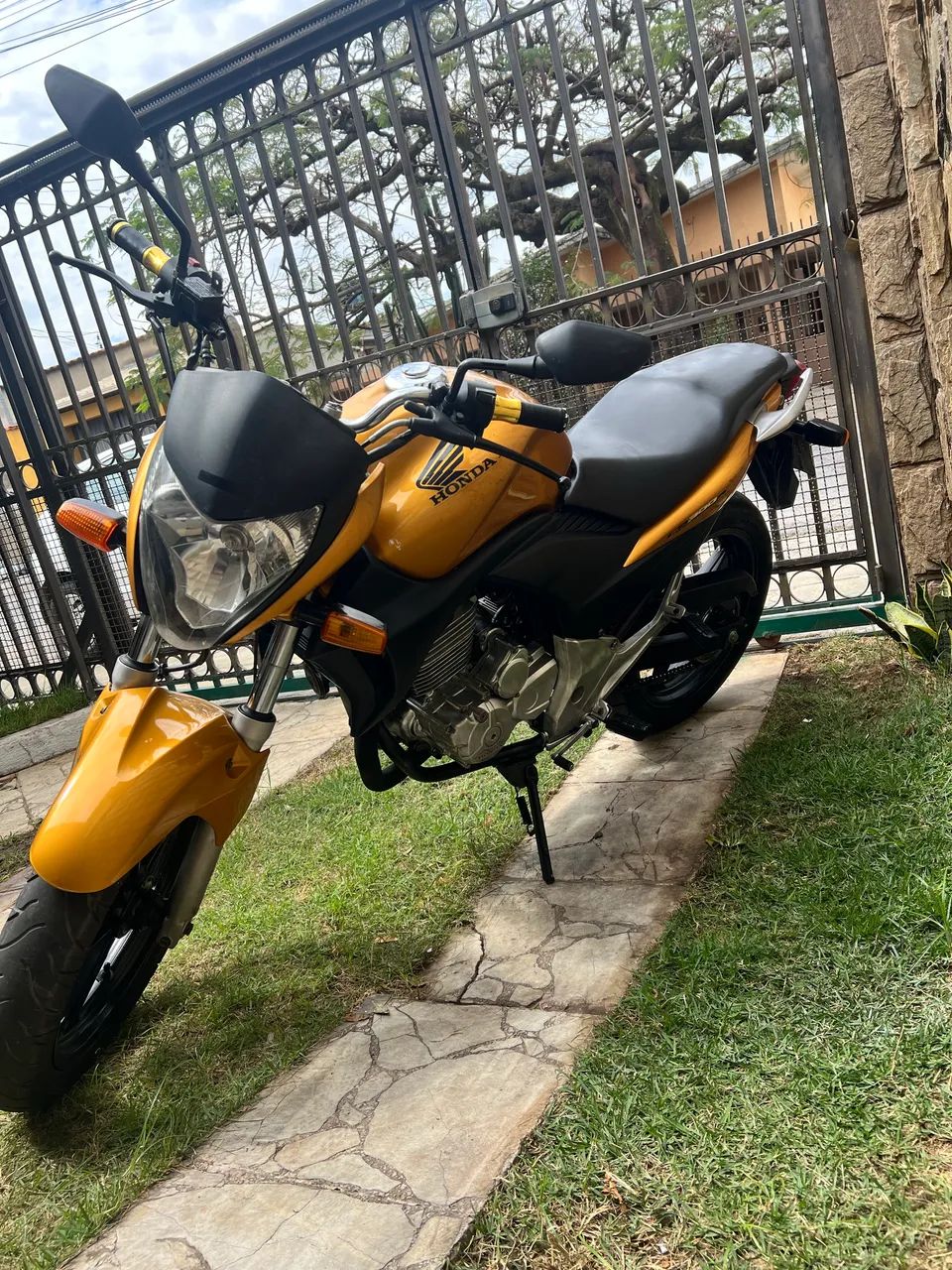 HONDA CB 300 2010 - Foto 2