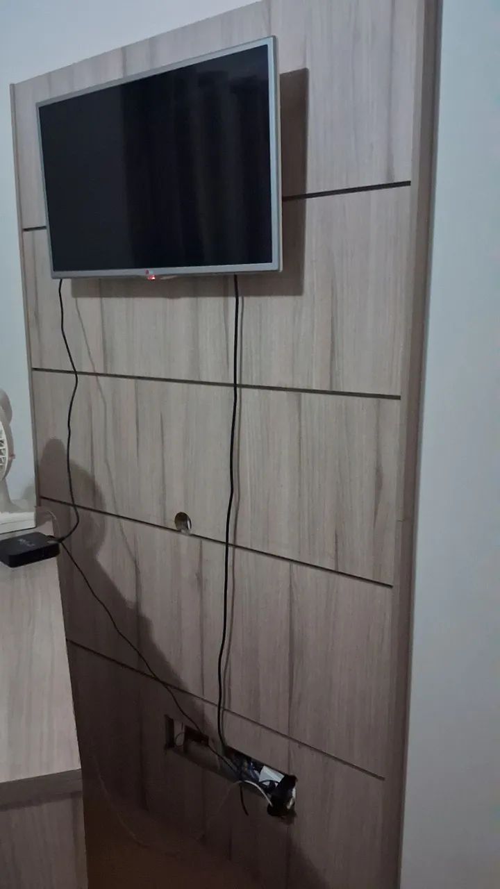 Painel e móvel para quarto