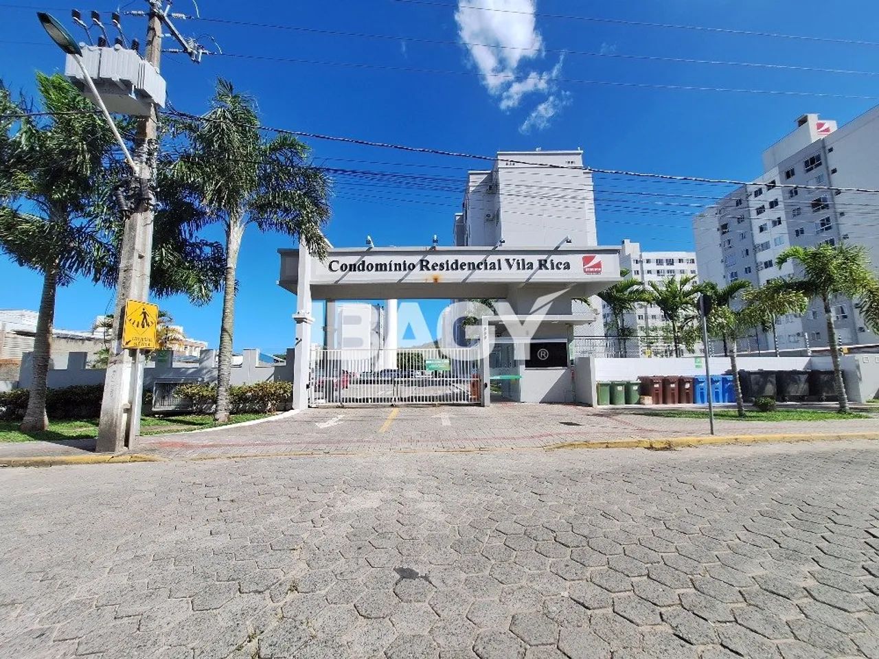 Excelente Apartamento 2 dormitório(s) em Rio Caveiras - Biguaçu