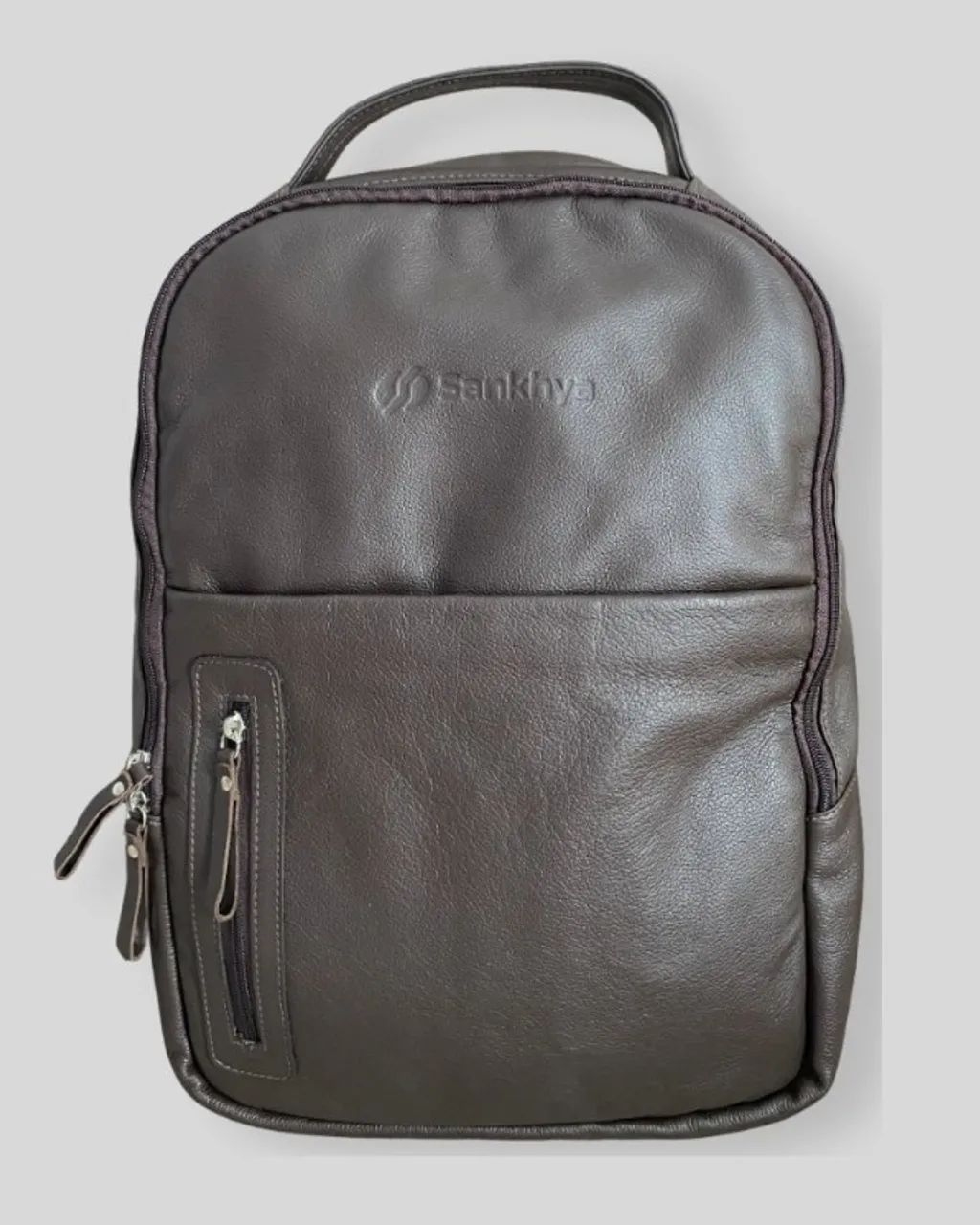 Mochila Couro Legítimo nova