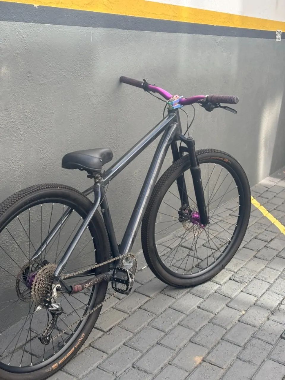 Bicicleta aro 29 montada peça por peça