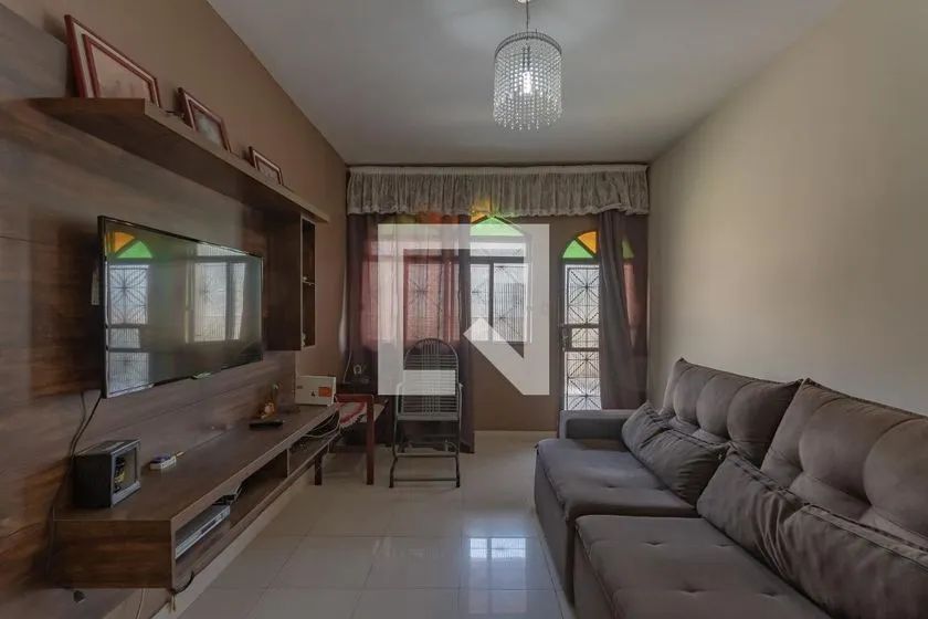 Casa à Venda - Serrano, 3 Quartos, 200 m2