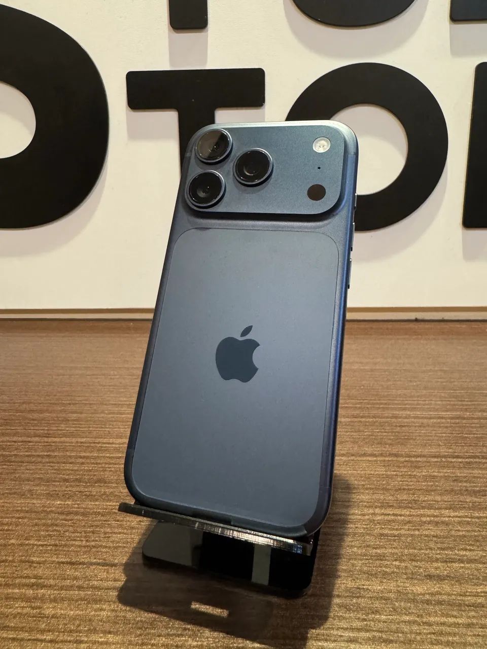 iPhone 17 pro 256 azul 10 meses de garantia apple - Foto 2