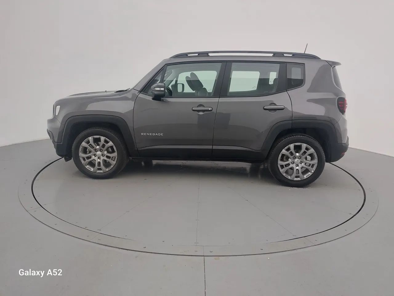 Jeep Renegade Long. T270 1.3 TB 4x2 Flex Aut., foto 2 de 18