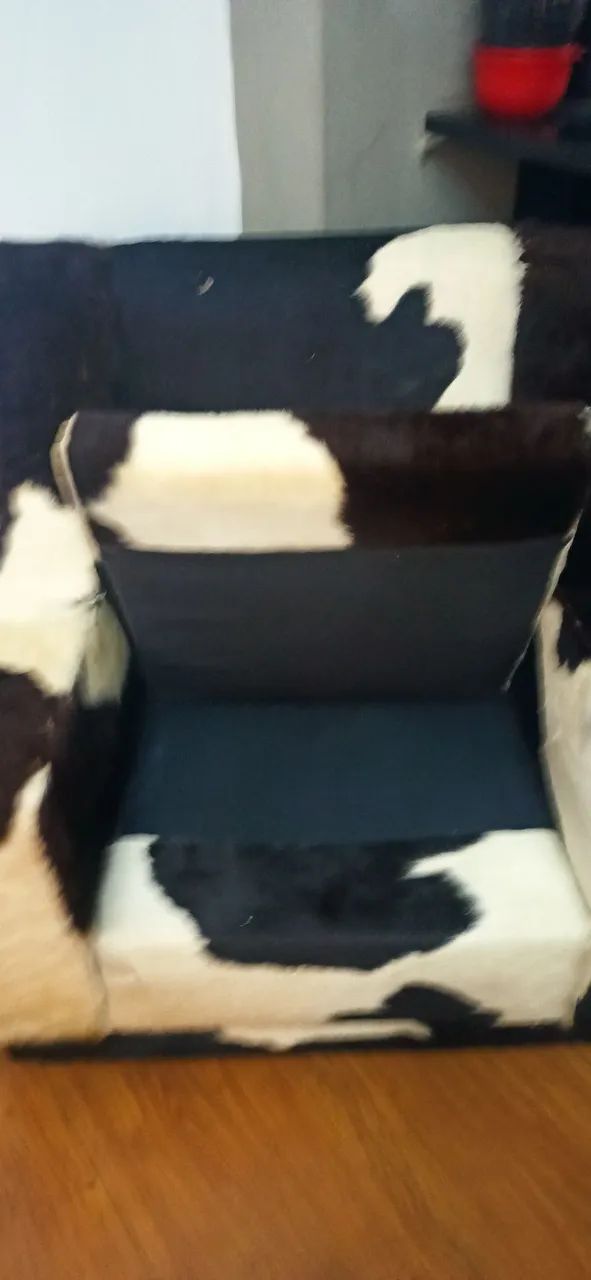 Poltrona confortável pele de vaca  - Foto 4