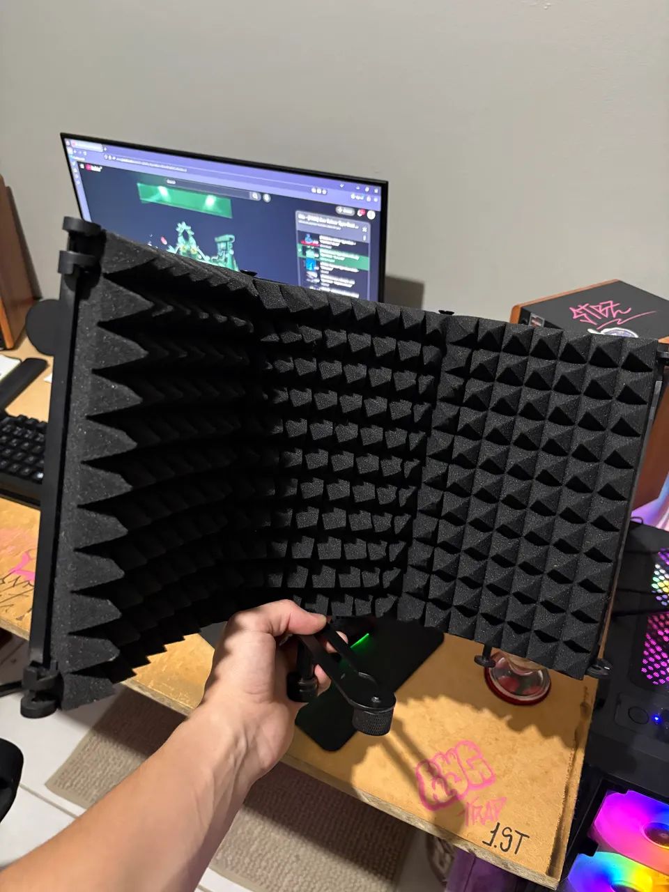 Isolamento Acústico para Microfone