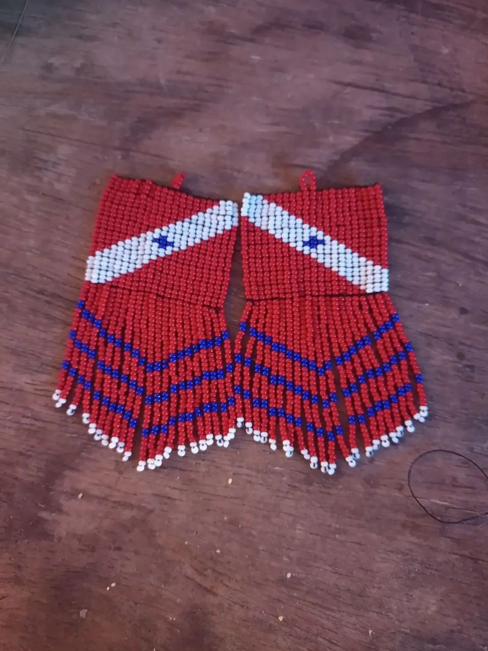 Brinco de miçangas 