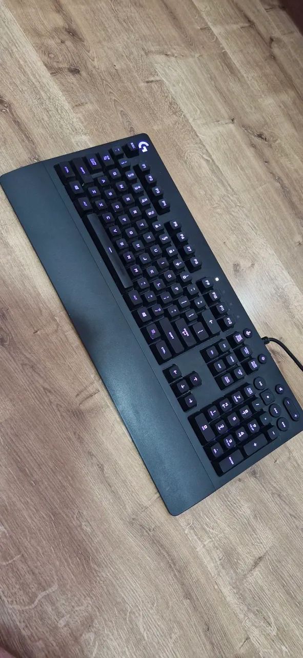 Teclado RGB Logitech G213 - Foto 4