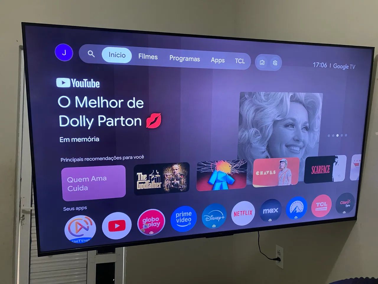 Televisão smart 55 polegadas 4k UHD Q LED GOOGLEE