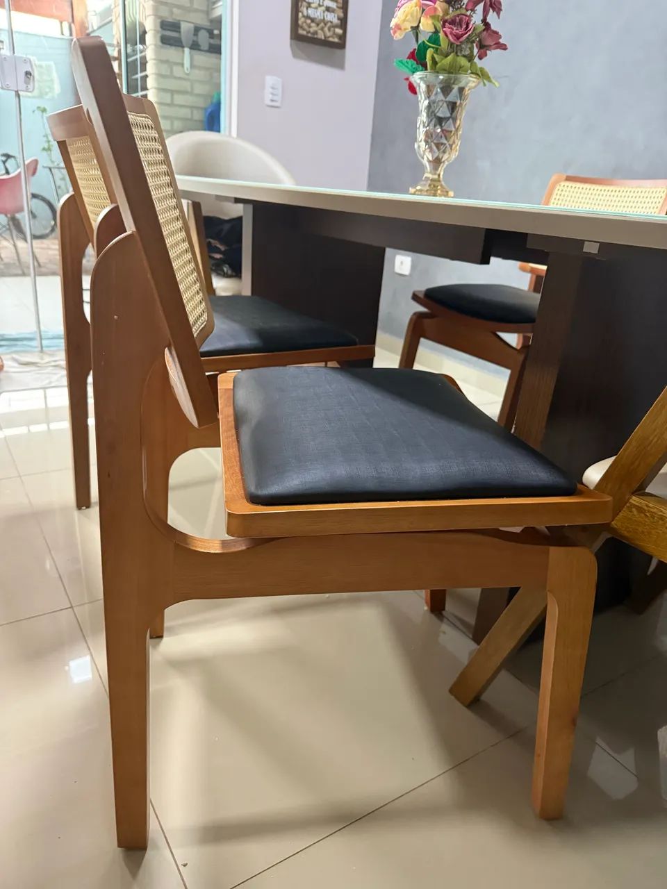 Mesa e cadeiras  - Foto 4