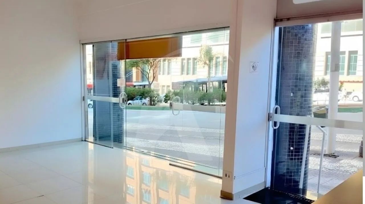 Loja Comercial para Locação, 270 m² de Área Útil - Foto 2