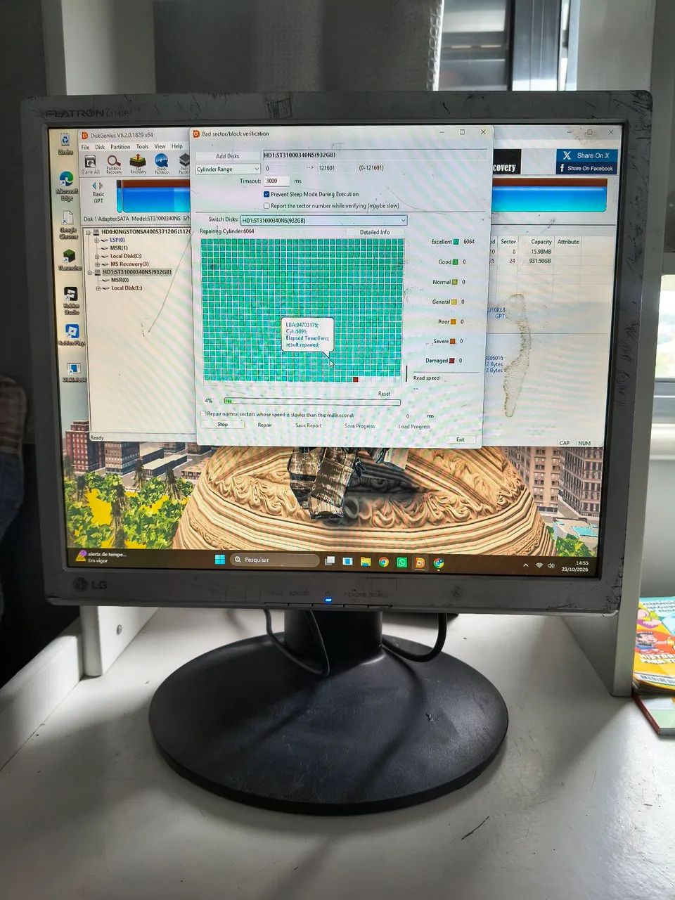 Monitor LG Flatron 17" LCD - Com Cabos e Ajuste de Altura/Giro
