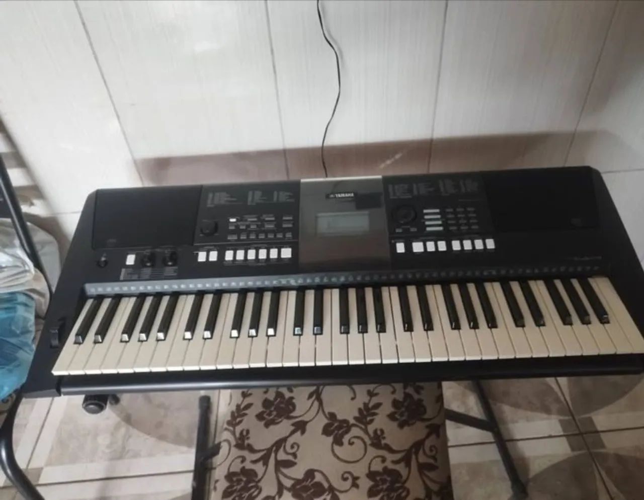 Teclado Musical Yamaha psre423  - Foto 6